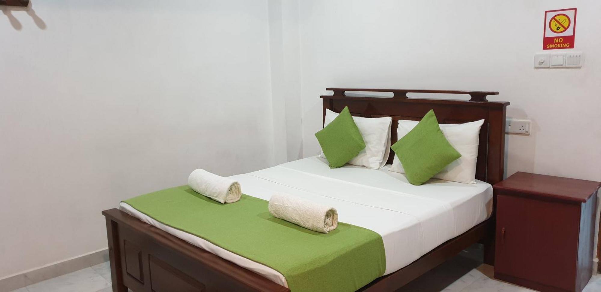 Enara Luxury Stay Katugastota ภายนอก รูปภาพ